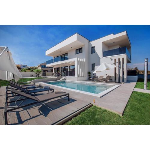Villa Andris-luxury villa near sandy beach - by TRAVELER tourist agency KRK