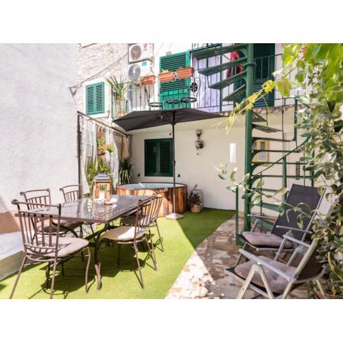 Villa Angie Old Town with jacuzzi