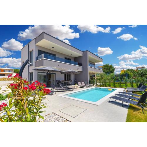 Villa Ante 2245