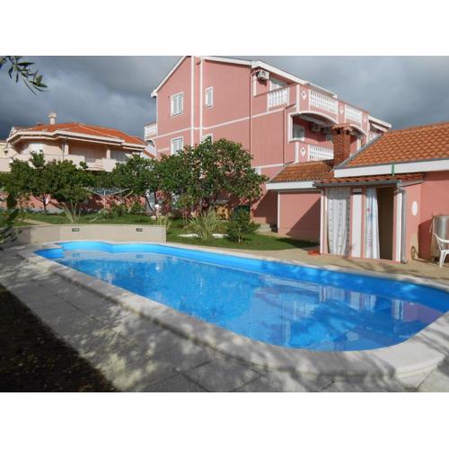Villa Apolonija