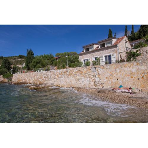 Villa Aquamarine