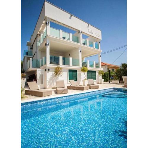Villa Arar Beach front Seget-Trogir