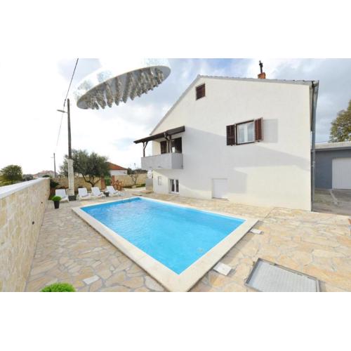 Villa Ariana with private pool by TA Leut Agency