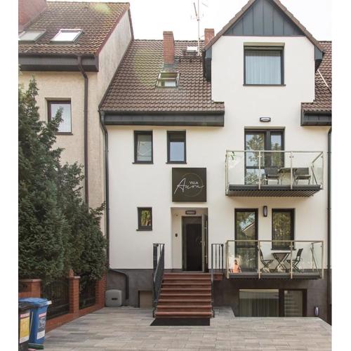 Villa Aura