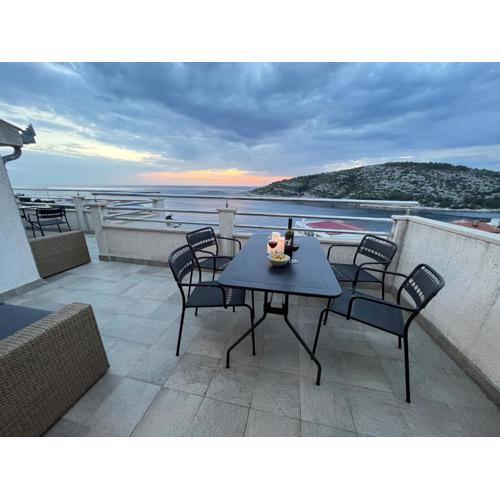 Villa Azure