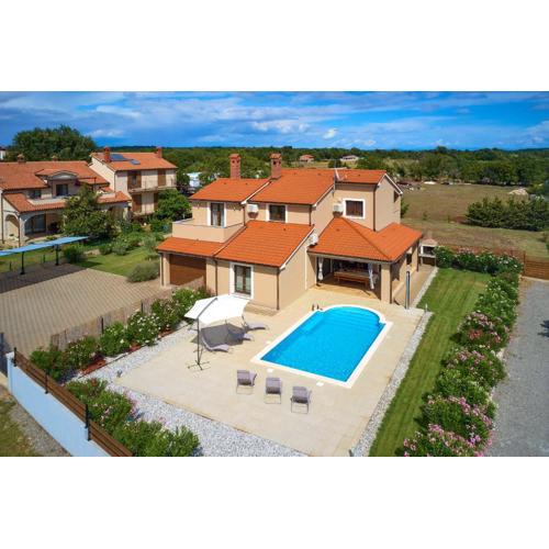 Villa Bartona for 8 persons with private Swimmingpool