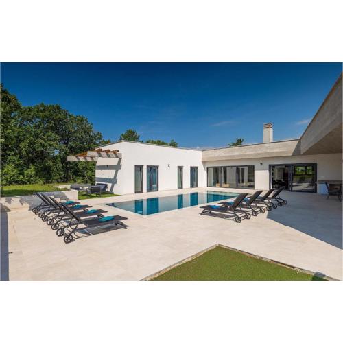 Villa Bateli