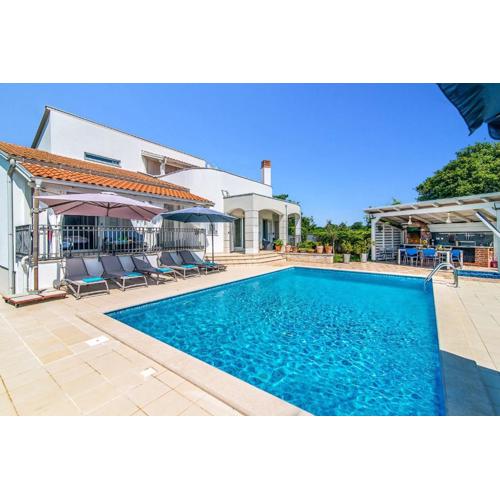 Villa Bella by Villa Plus