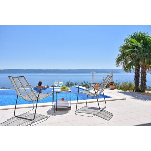 Villa Blue Dream mit Infinity-Pool und Whirlpool