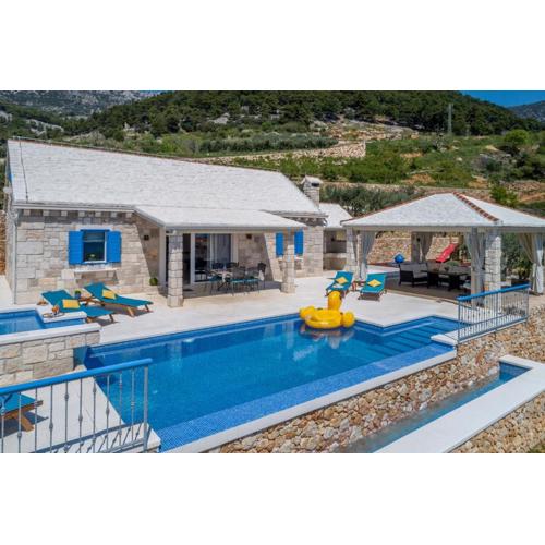 Villa Blue Sky
