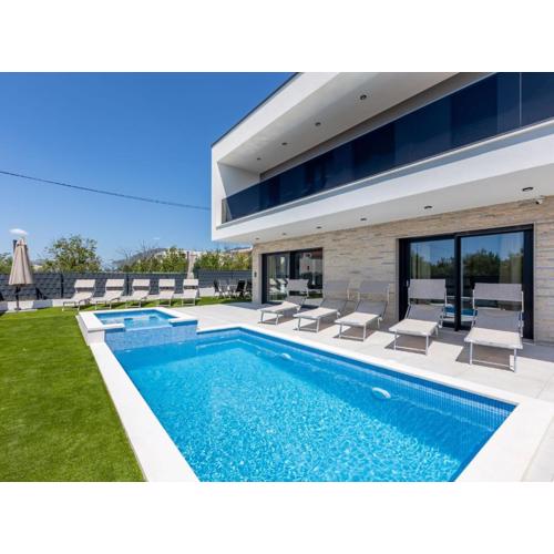 Villa Bonce