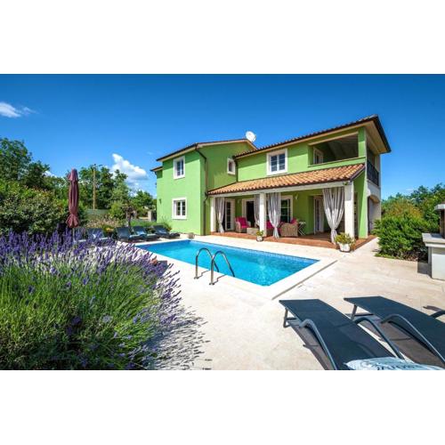 Villa Branca 6+2