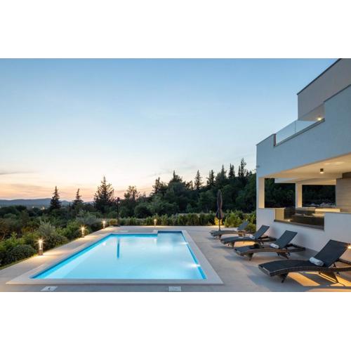 Villa Bura