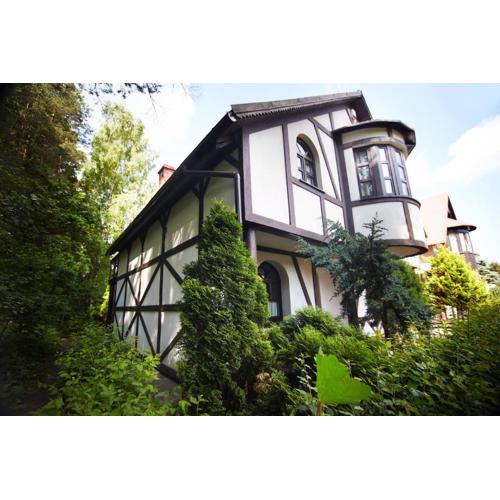 Villa Bursztynek