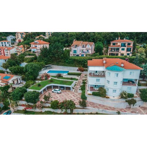 Villa Calista