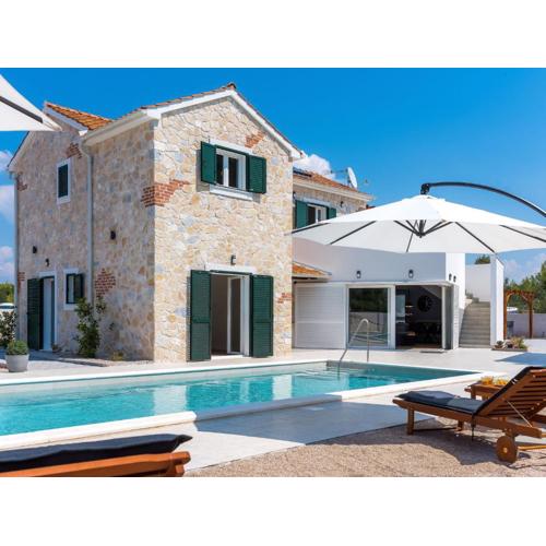 Villa Carmen by Interhome