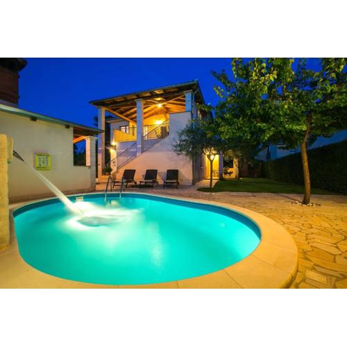 Villa Cera Vodnjan Für 12 Personen