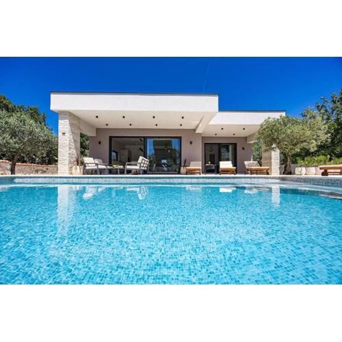 Villa Chiara, Neubau-Ferienhaus Pula-Sisan
