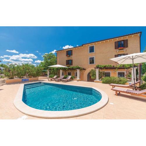Villa Christina in Ivetići - Haus für 10 Personen