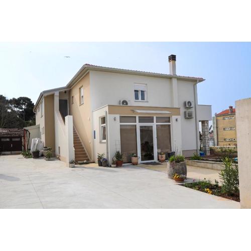 Villa COK