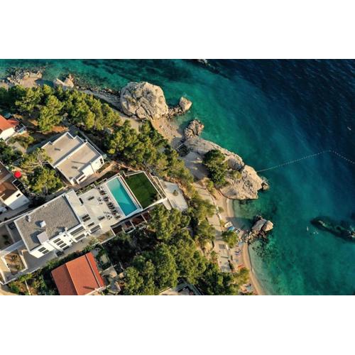 Villa Colomba a luxury villa in Brela, seafront