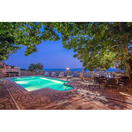 Villa Dahlia