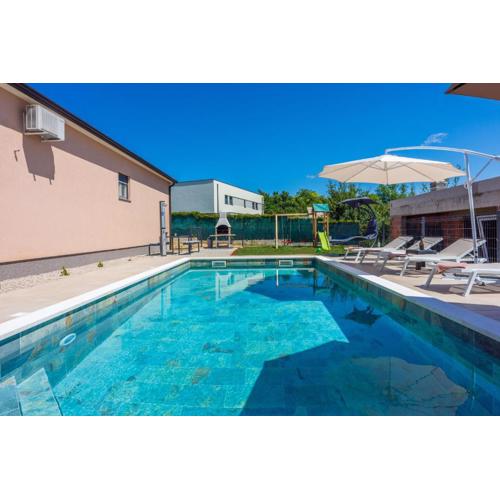 Villa Daris