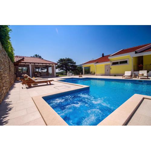 Villa Delmati