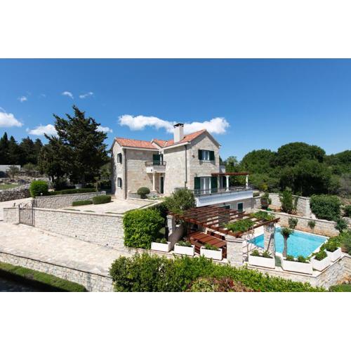 Villa Demi