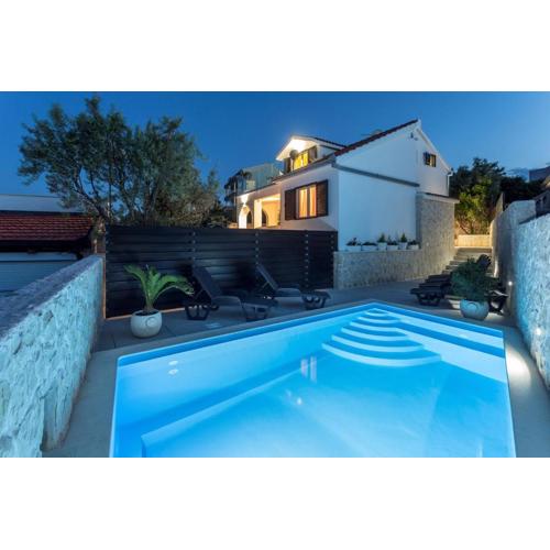 Villa Desire with private pool and sea view