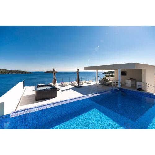 Villa Desire