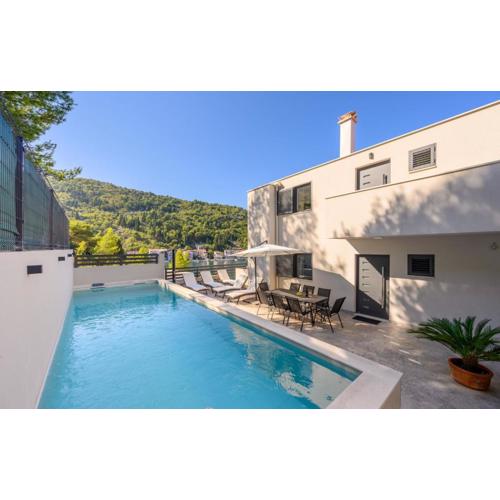 Villa Dida Bozo by Villas Guide