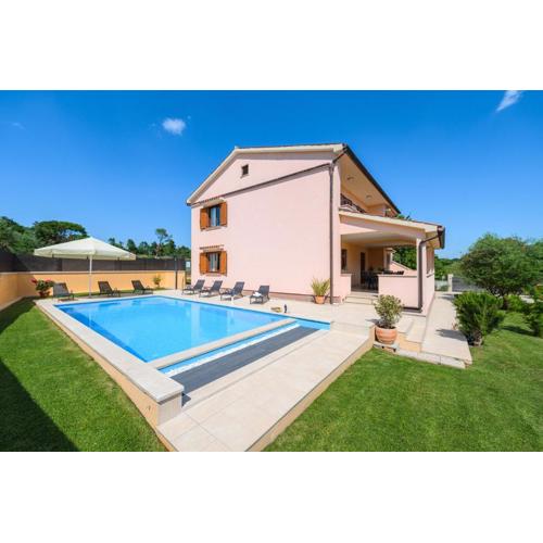 Villa Dido Nini