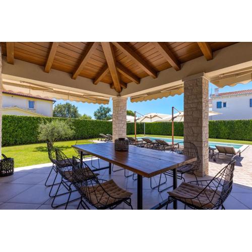Villa Dionis