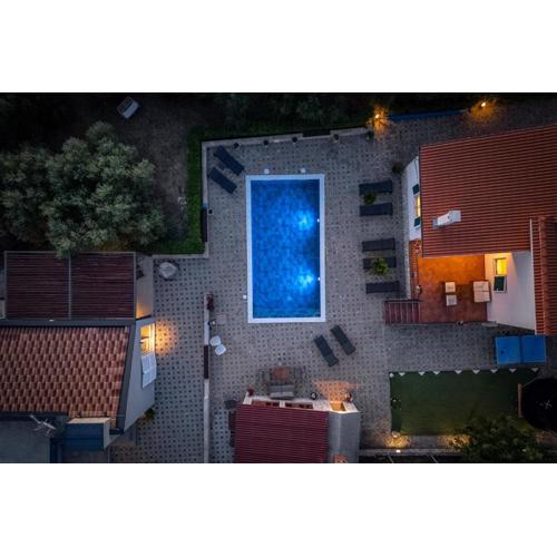 Villa Divinus