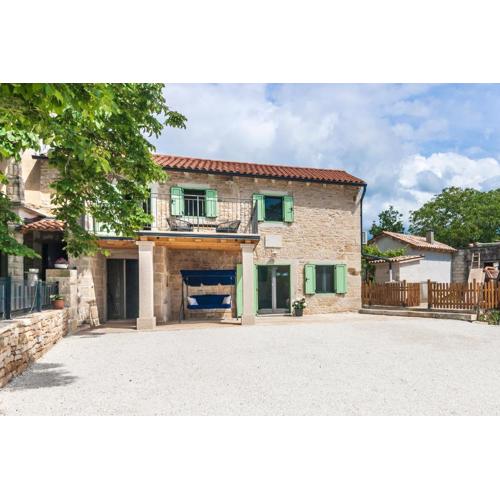 Villa Doda with Heated Pool, Garden and indoor Sauna in Istria Croatia
