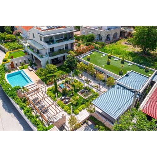 Villa Dolores Apartments