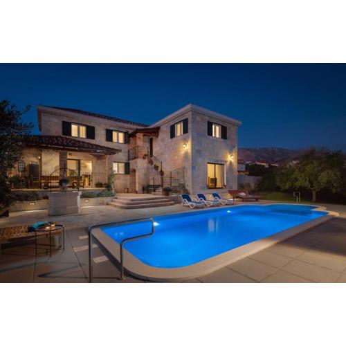 Villa Dominus - Split by Villas Guide