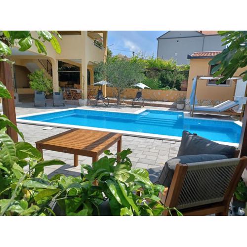 Villa Domjanovic Apartments