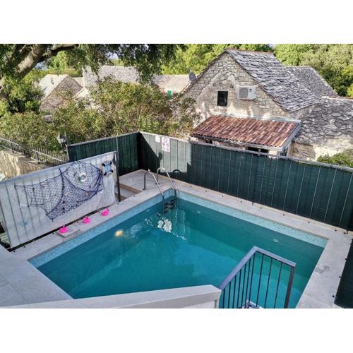 Villa Dore- Holiday House With Swimming Pool ST