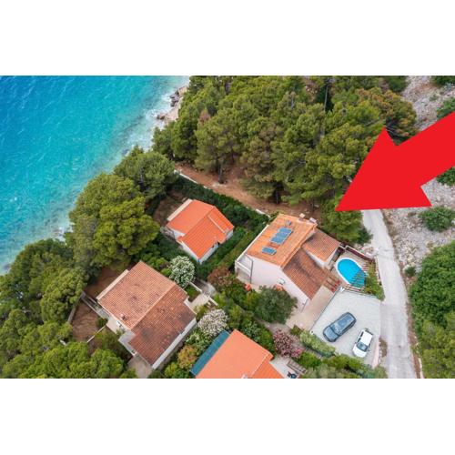 Villa Eden - Private Beachfront House with Pool