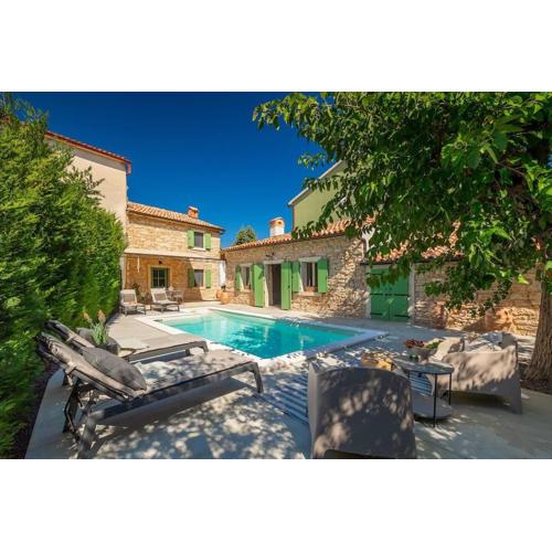 Villa Eglis by Istrialux