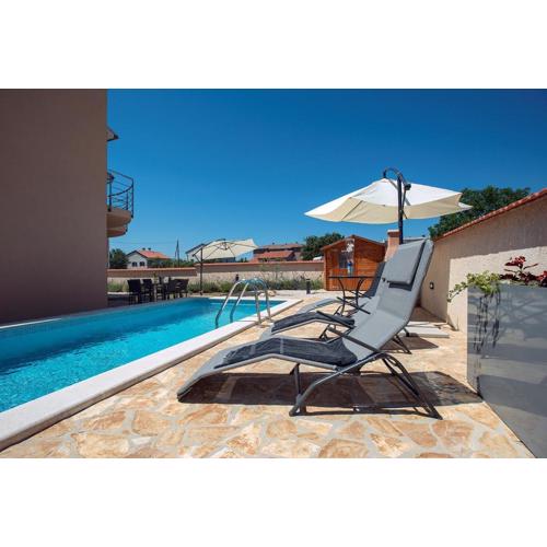 Villa Ella