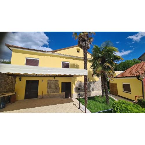 Villa Ella
