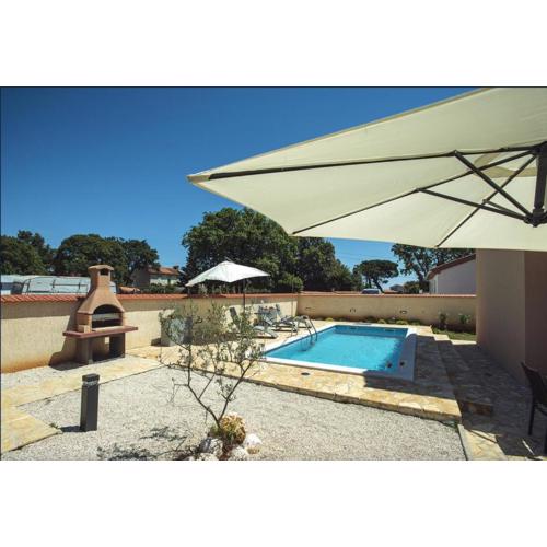 Villa Ella