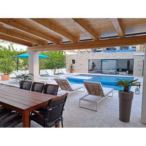 VILLA ENJOY LUX in Split