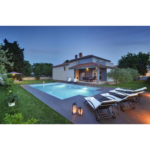 Villa Entini