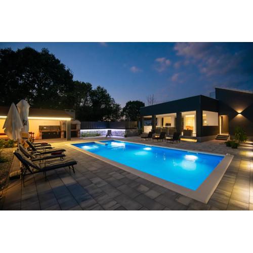Villa Erwin with heated pool