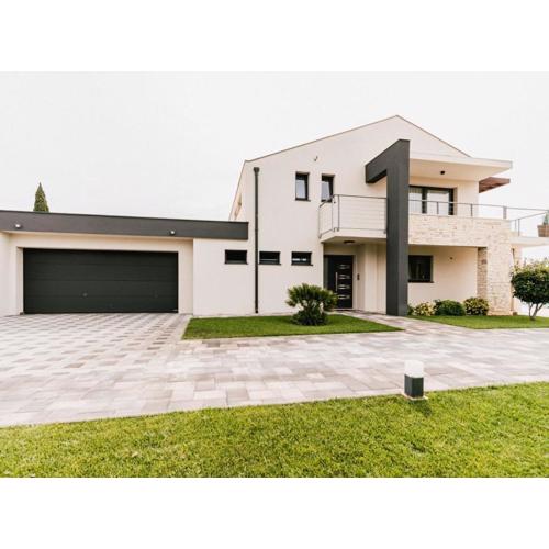 Villa Felicity B4