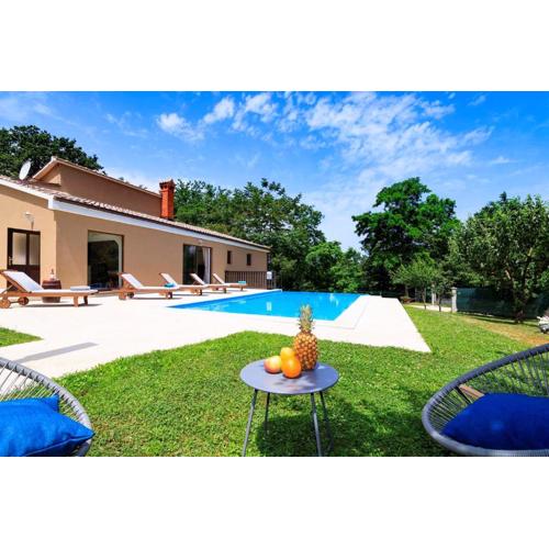 Villa Ferlini